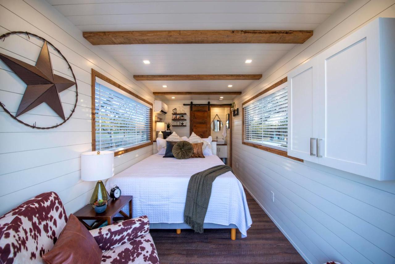 New The Lone Star Shipping Container Villa Fredericksburg Luaran gambar